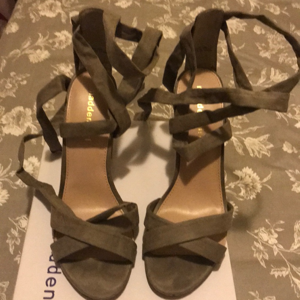 Madden Girl Cassie Taupe Block Heel